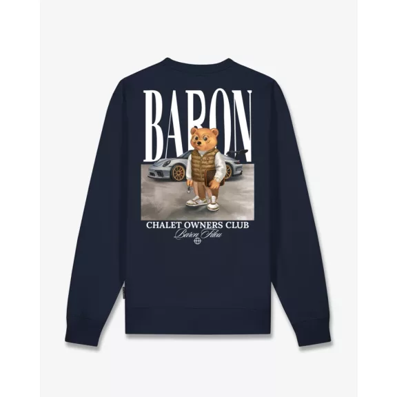 FW26 Backprint Pullover Filou 187 Chalet Owners Club BARON - Oxford Blue FW26 Backprint Pullover Filou 187 Chalet Owners Club BARON - Oxford Blue
