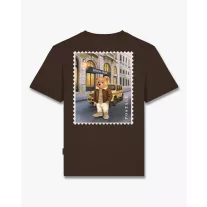   FW26 Backprint Poster T-Shirt Filou 183 Chalet Owners Club - Chocolate Brown