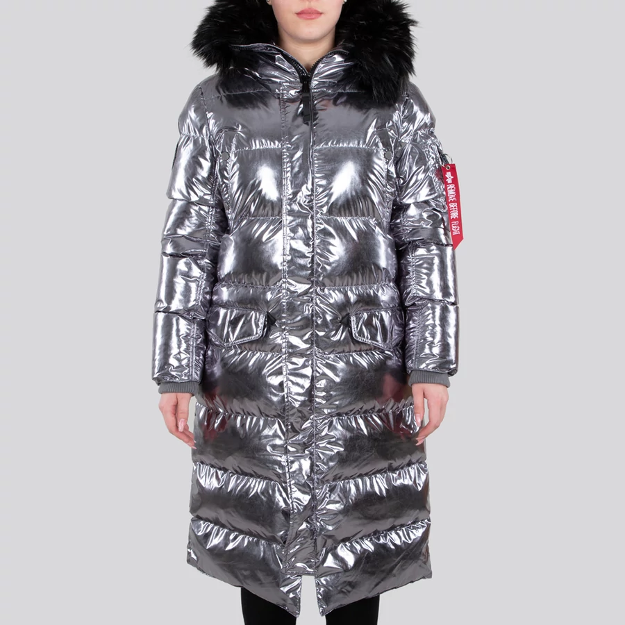 Ewolucja damskich park w Alpha Industries: kiedy funkcjonalność spotyka się z modą